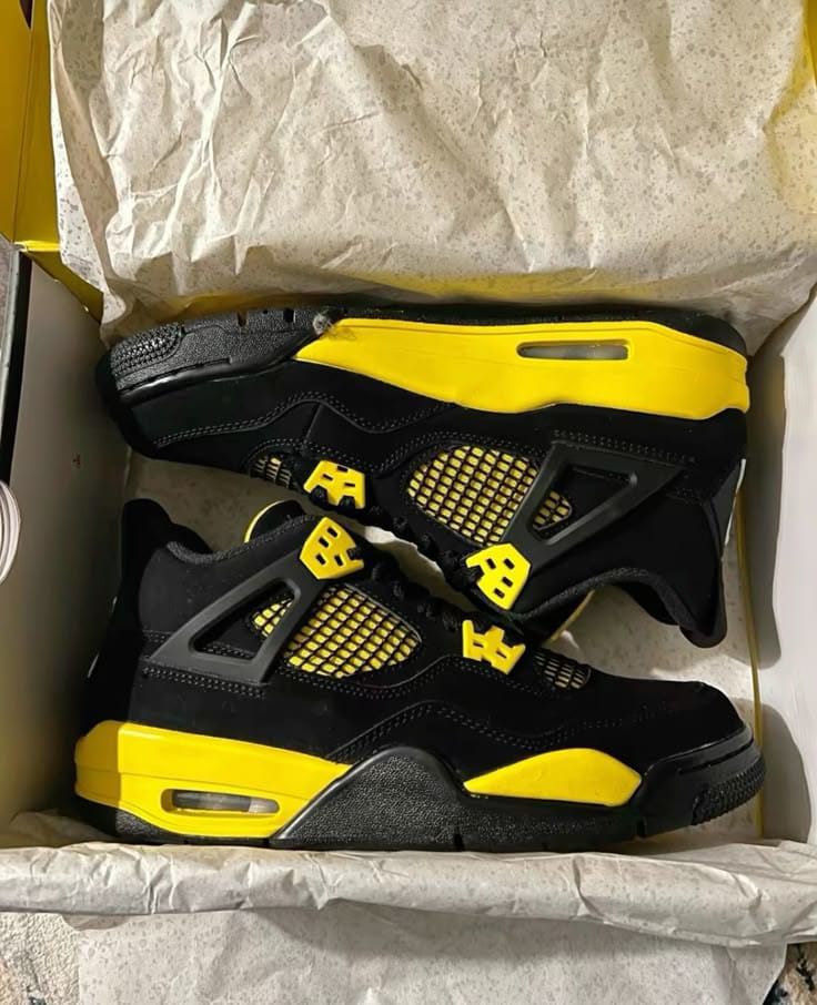 Air Jordan 4 Retro: The Yellow &amp; Black Collection