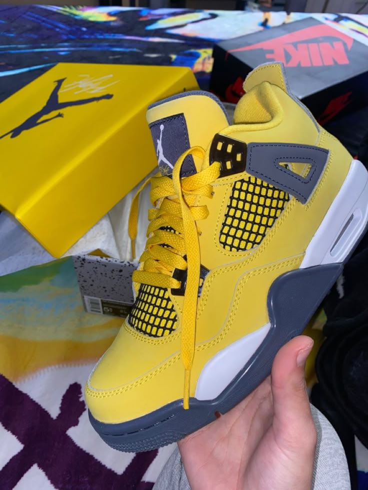 Air Jordan 4 Retro: The Yellow &amp; Black Collection